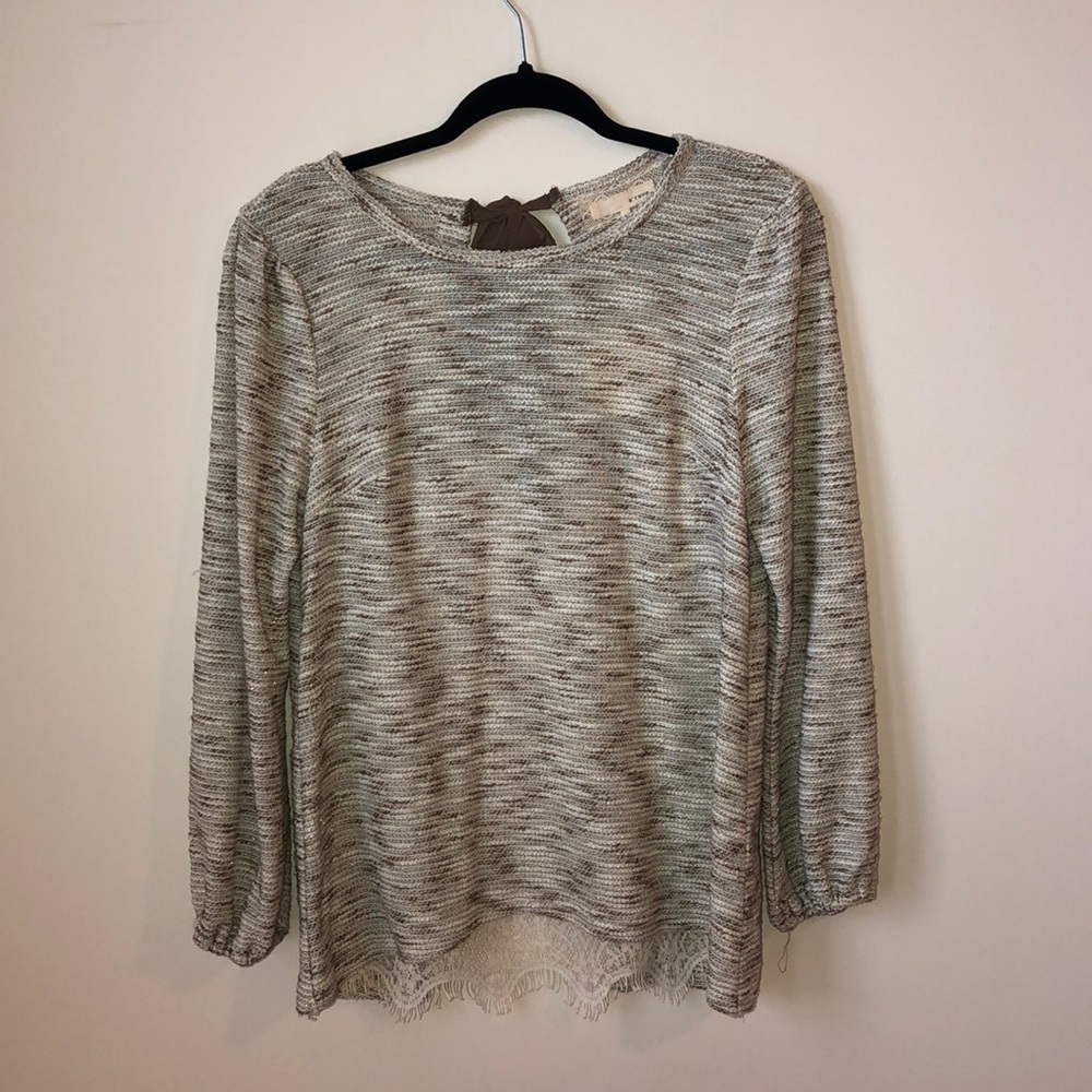 Back tied sweater